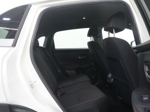 Used 2023 Honda HR-V Sport image 12