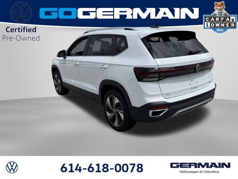 Used 2025 Volkswagen Taos SE AWD/4WD image 4