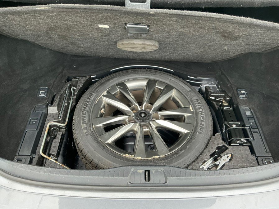 Used 2014 Lexus LS 460 AWD w/ Comfort Package image 26