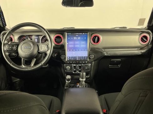 Used 2021 Jeep Gladiator Sport AWD/4WD image 12