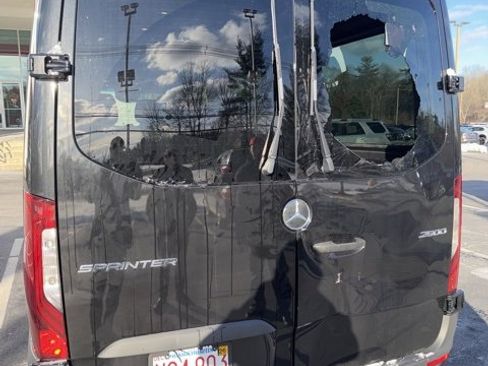 Used 2023 Mercedes-Benz Sprinter 2500 image 1