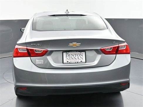 Used 2024 Chevrolet Malibu LT image 40