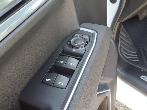 Used 2025 Chevrolet Silverado 1500 RST w/ Z71 Off-Road Package AWD/4WD image 9