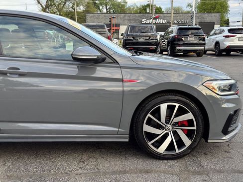 Used 2021 Volkswagen Jetta GLI FWD image 10