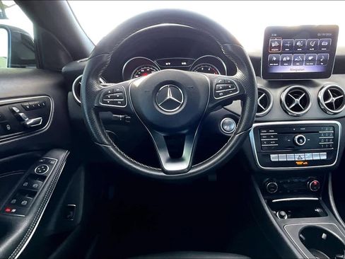 Used 2018 Mercedes-Benz GLA 250 GLA 250 image 6