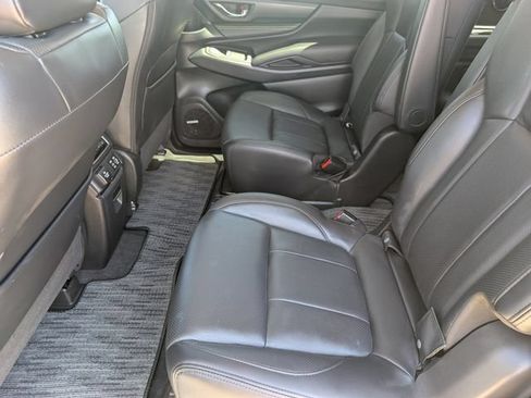 Used 2025 Subaru Ascent Bronze Edition AWD/4WD image 19
