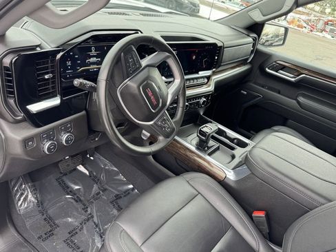 Used 2024 GMC Sierra 1500 Elevation w/ Elevation Premium Package image 15