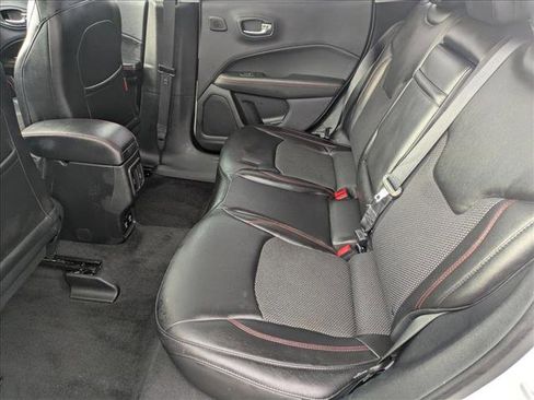 Used 2018 Jeep Compass Trailhawk w/ Navigation Group image 20