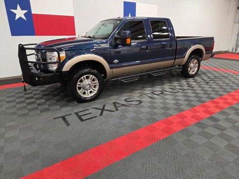 Used 2013 Ford F250 King Ranch w/ FX4 Off Road Pkg image 2