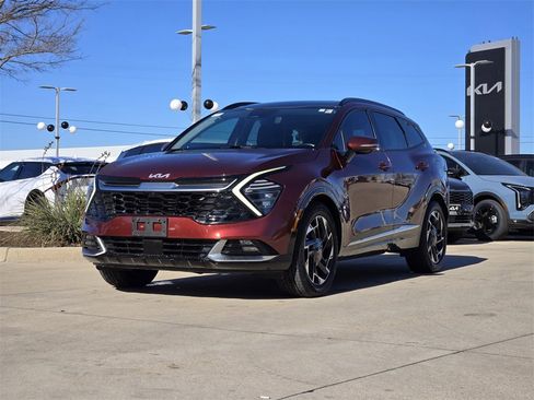 Certified 2023 Kia Sportage SX image 2