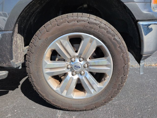 Used 2018 Ford F150 XLT w/ Equipment Group 302A Luxury AWD/4WD image 11