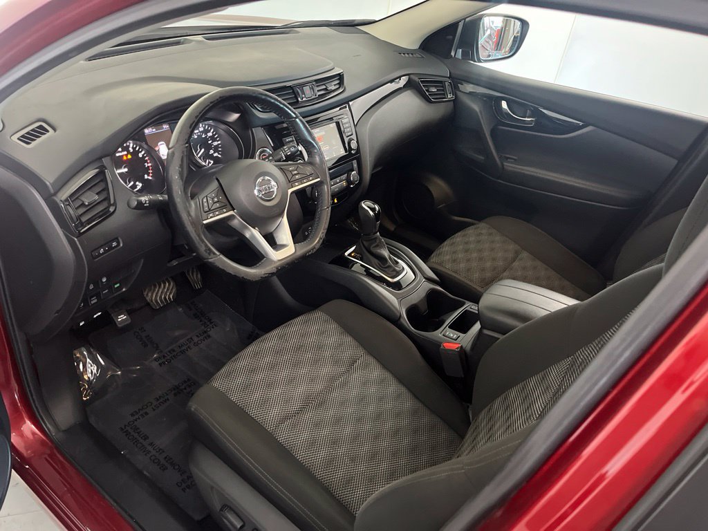 Used 2022 Nissan Rogue Sport SV AWD/4WD image 26