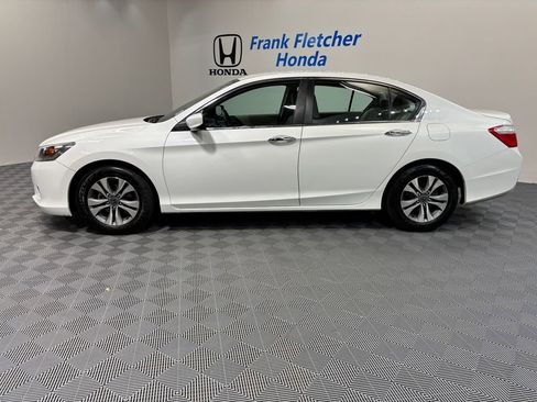 Used 2015 Honda Accord LX image 2