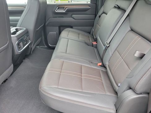 Certified 2024 Chevrolet Silverado 3500 High Country w/ High Country Premium Package AWD/4WD image 16