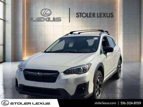 Used 2019 Subaru Crosstrek 2.0i w/ Eyesight System image 3