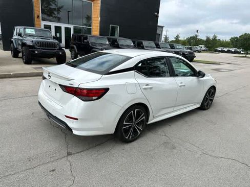 Used 2021 Nissan Sentra SR FWD image 23