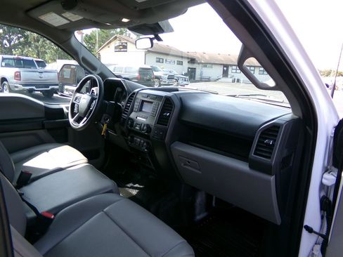 Used 2022 Ford F250 XL w/ Power Equipment Group AWD/4WD image 36
