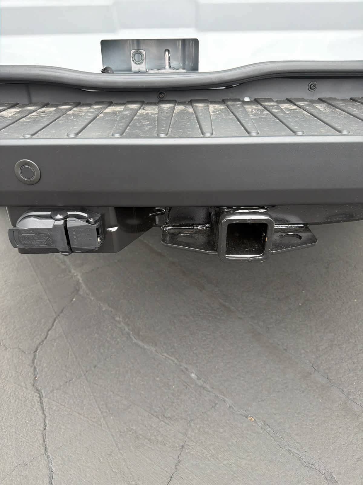 New 2027 Ford Transit 250 148 Medium Roof Extended AWD w/ Load Area Protection Package image 15