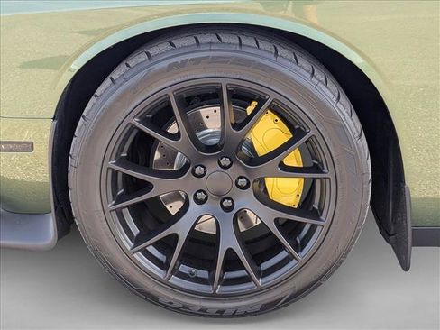 Used 2022 Dodge Challenger R/T w/ Blacktop Package image 22