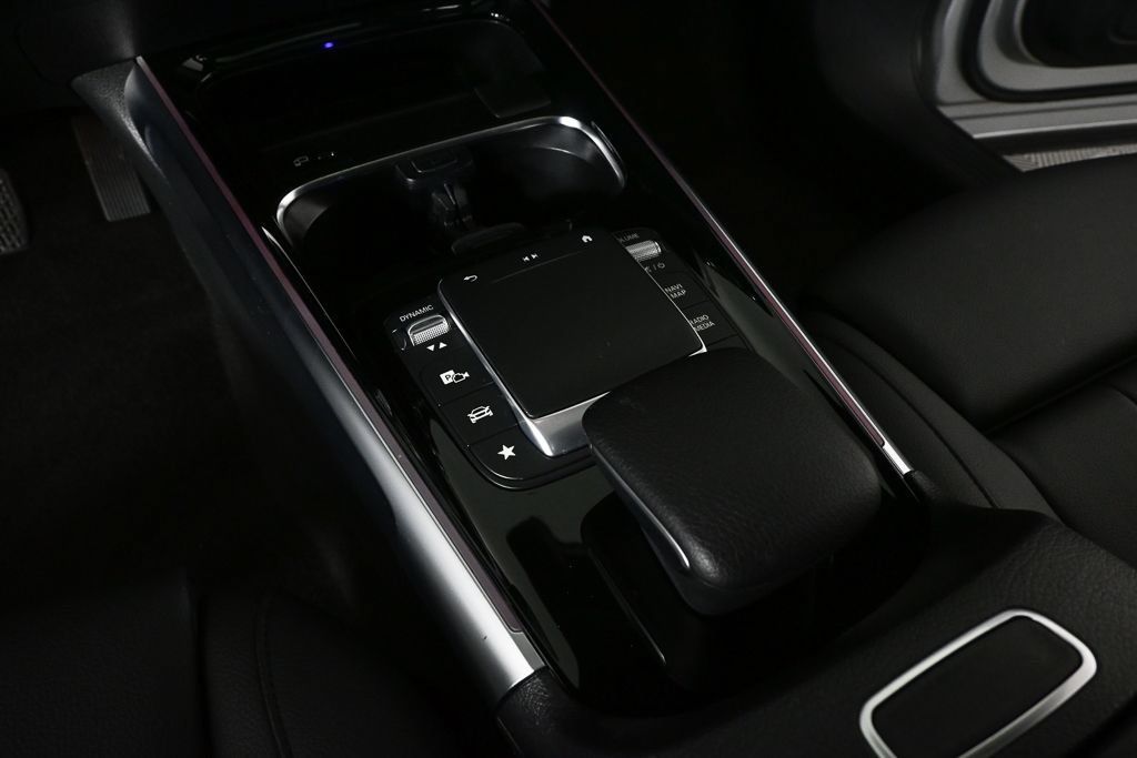 Certified 2023 Mercedes-Benz GLB 250 4MATIC image 15