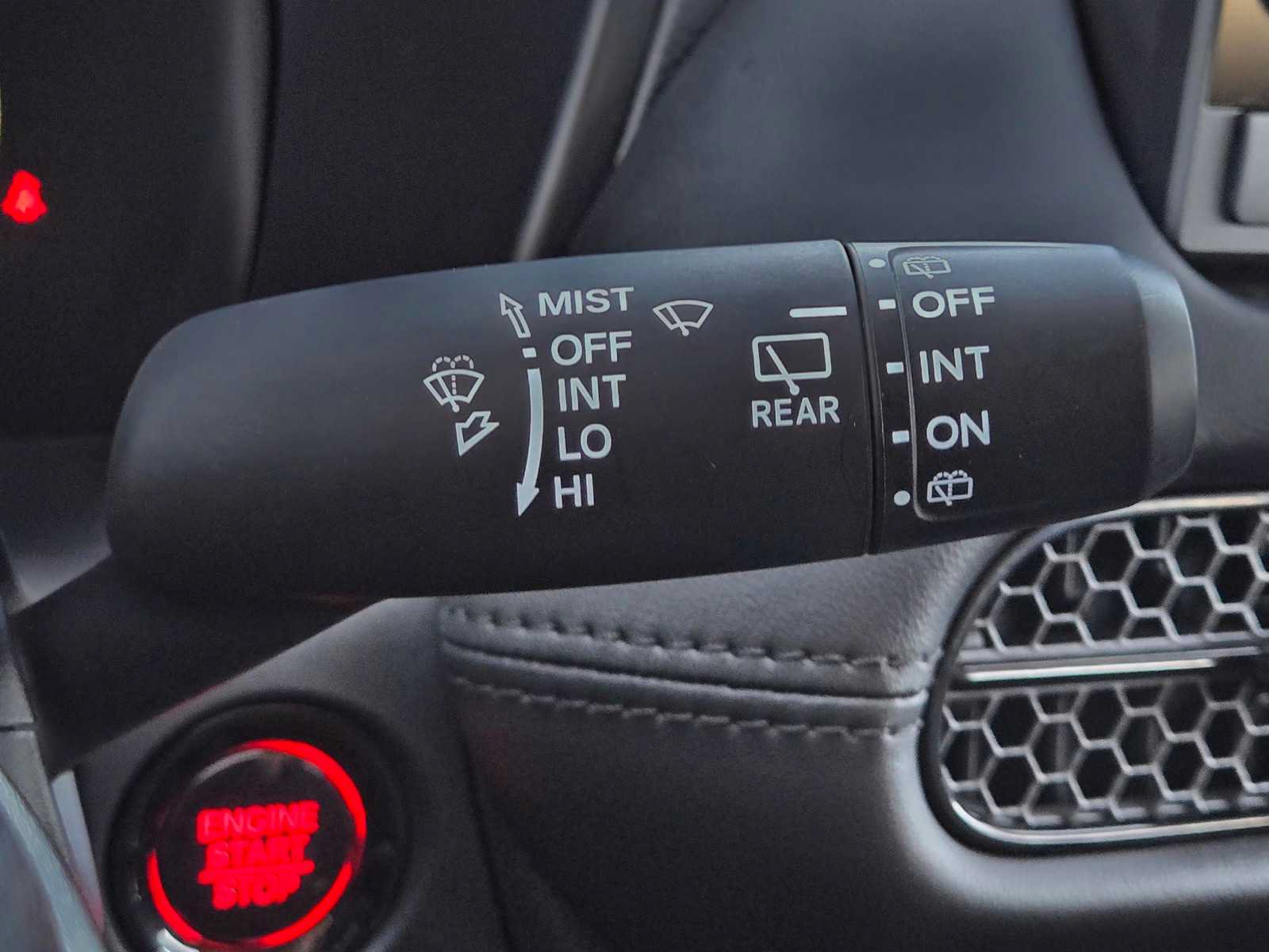 Used 2025 Honda HR-V LX image 25