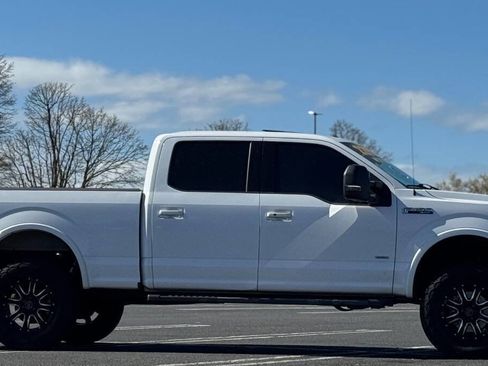 Used 2015 Ford F150 Lariat AWD/4WD image 7