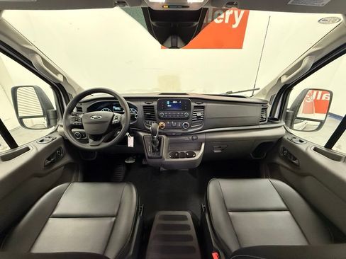 Used 2024 Ford Transit 250 Low Roof RWD image 13