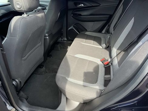 Used 2021 Chevrolet TrailBlazer LS AWD/4WD image 11