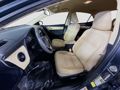 Used 2018 Toyota Corolla LE FWD image 21