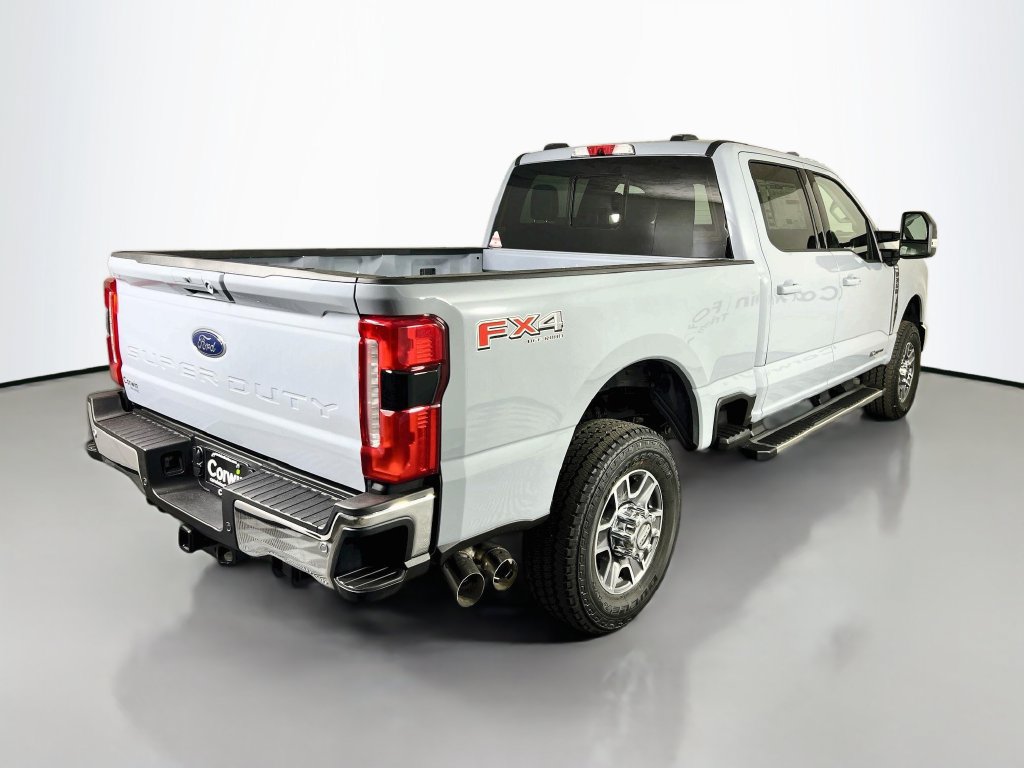 New 2026 Ford F350 Lariat w/ FX4 Off-Road Package AWD/4WD image 16