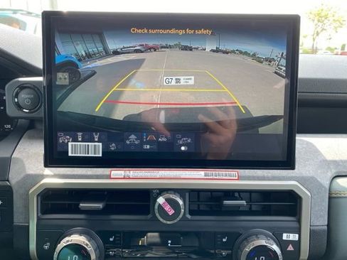 New 2026 Toyota Tacoma 4x4 Double Cab Hybrid image 8