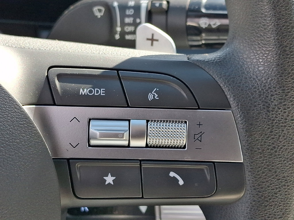 Used 2025 Hyundai Sonata SEL FWD image 24
