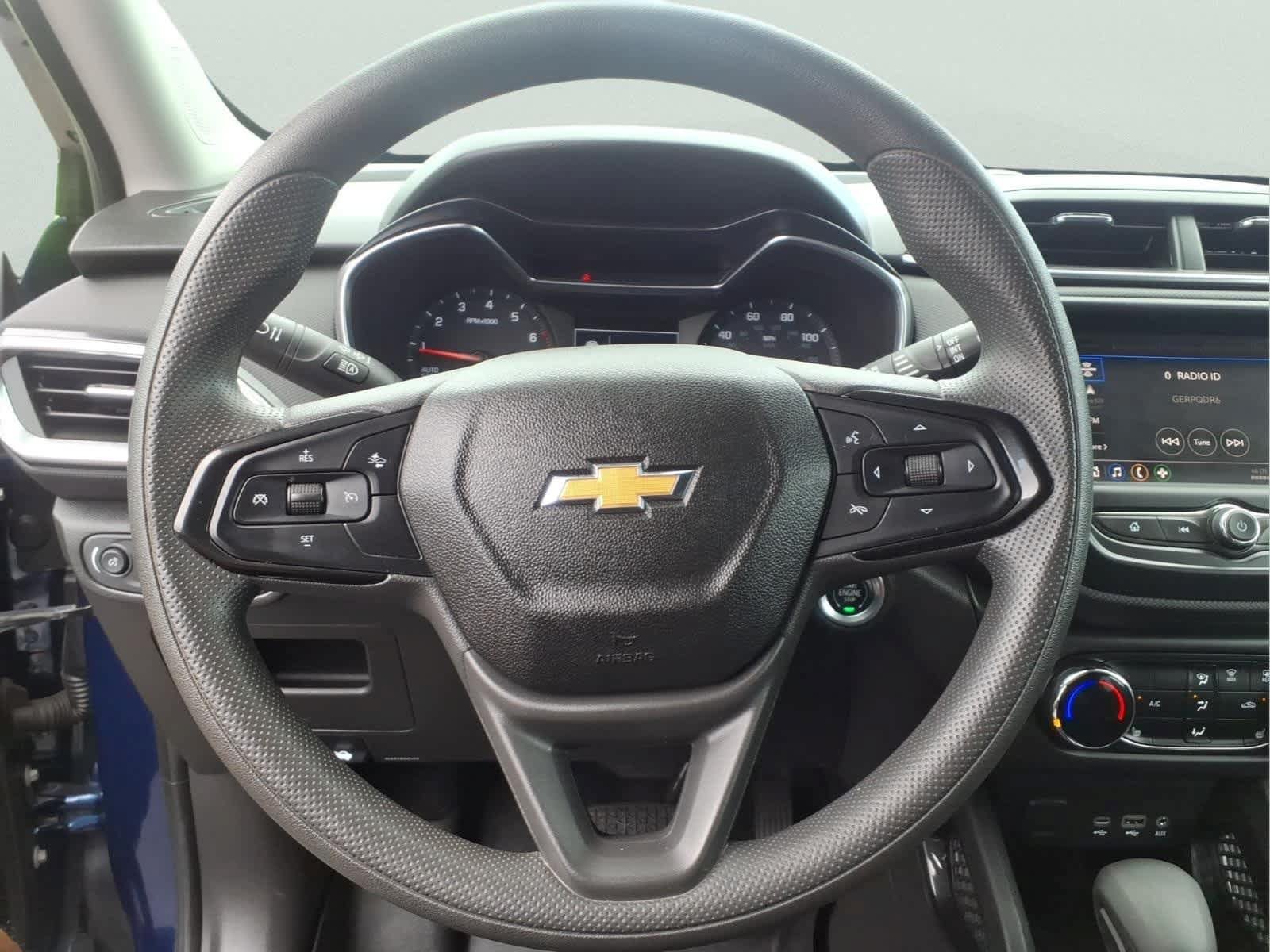 Used 2022 Chevrolet TrailBlazer LT AWD/4WD image 29