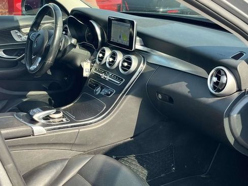 Used 2016 Mercedes-Benz C 300 4MATIC Sedan image 24