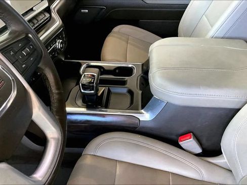 Used 2023 GMC Sierra 1500 SLT AWD/4WD image 13