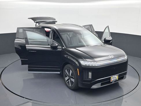 New 2026 Hyundai Ioniq 9 SEL image 30