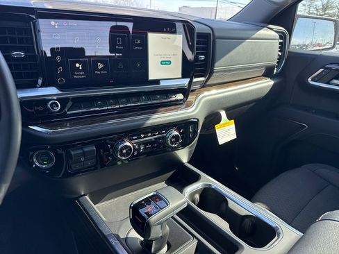 Used 2023 GMC Sierra 1500 Elevation image 32