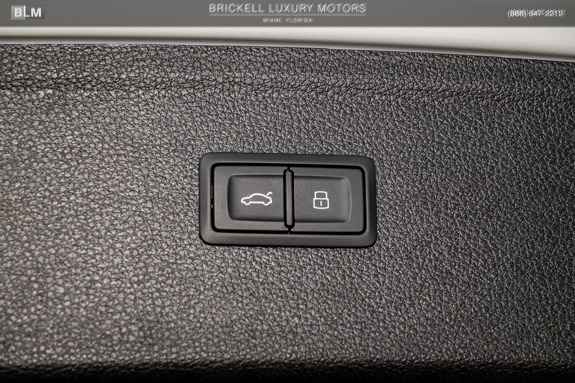 Used 2024 Audi SQ5 Prestige AWD/4WD image 21