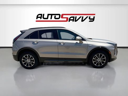 Used 2024 Cadillac XT4 Sport FWD image 8
