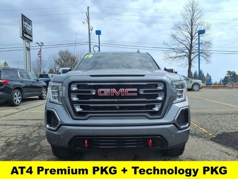 Used 2019 GMC Sierra 1500 AT4 w/ AT4 Premium Package image 2