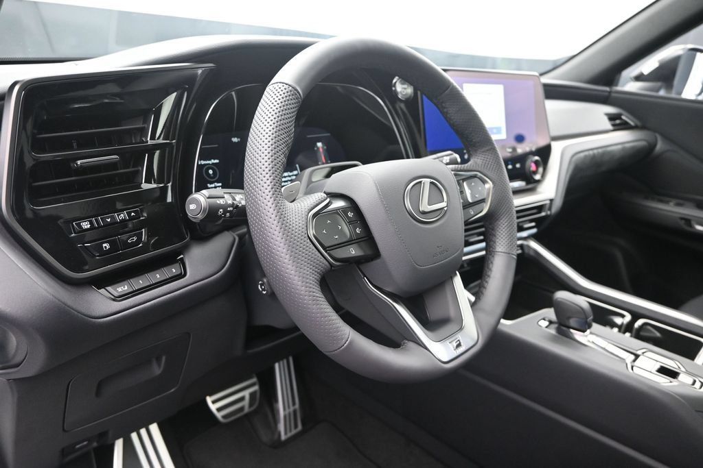 New 2026 Lexus TX 500h AWD w/ Technology Package image 12