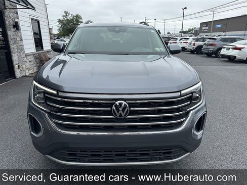 Used 2024 Volkswagen Atlas SE image 2