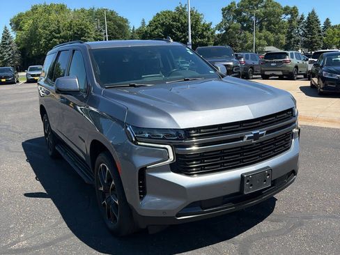 Used 2022 Chevrolet Tahoe RST AWD/4WD image 3