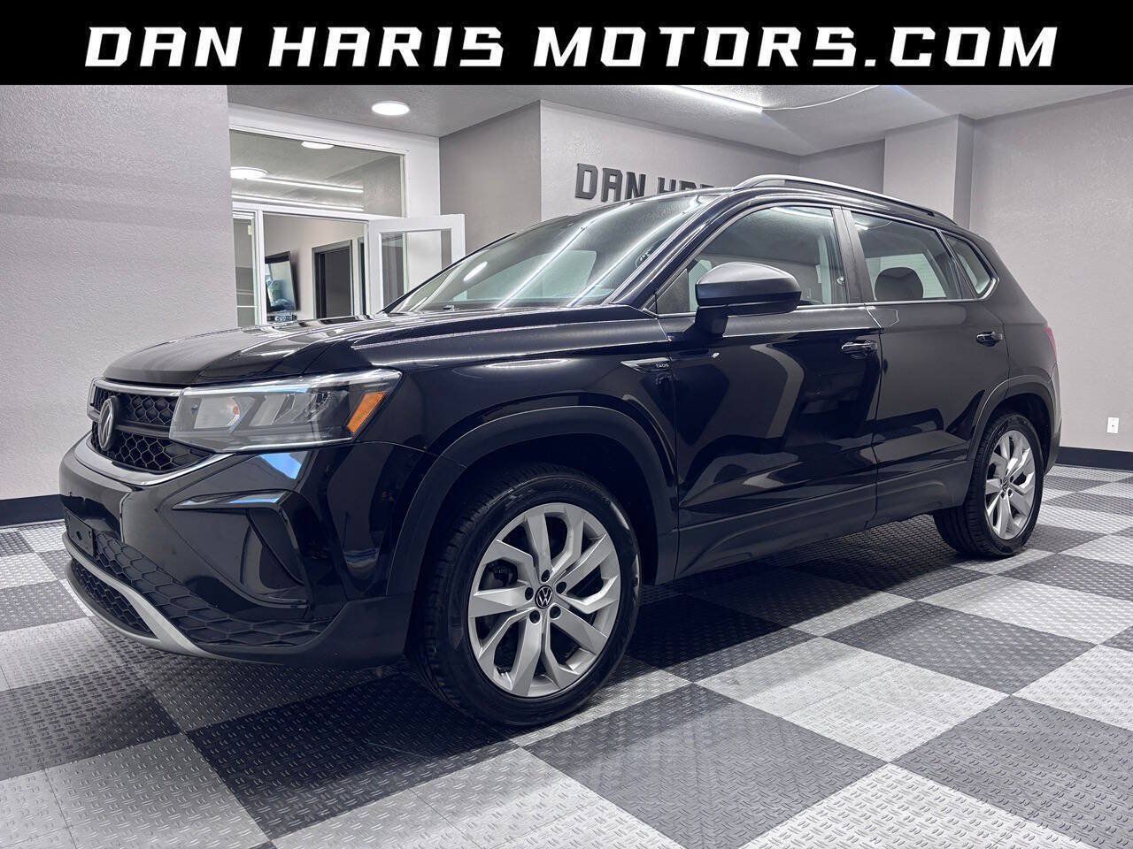 Used 2023 Volkswagen Taos S AWD/4WD image 1