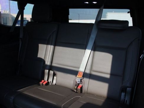 Certified 2021 GMC Yukon XL Denali w/ LPO, Illumination Package image 15