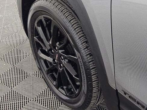 Used 2024 GMC Terrain SLT w/ Elevation Edition AWD/4WD image 5