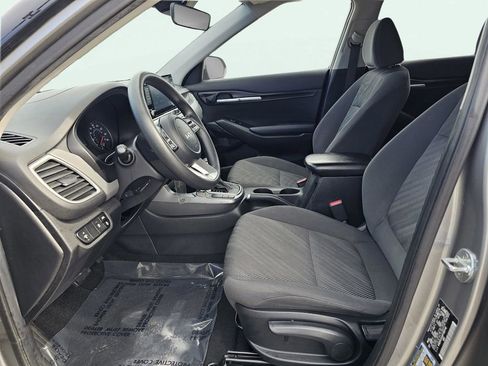 Used 2023 Kia Seltos LX image 16