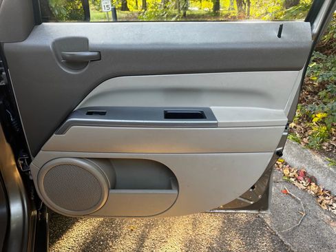 Used 2007 Jeep Patriot Sport image 13