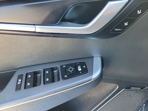 Used 2022 Kia EV6 Wind w/ Wind Technology Package image 20