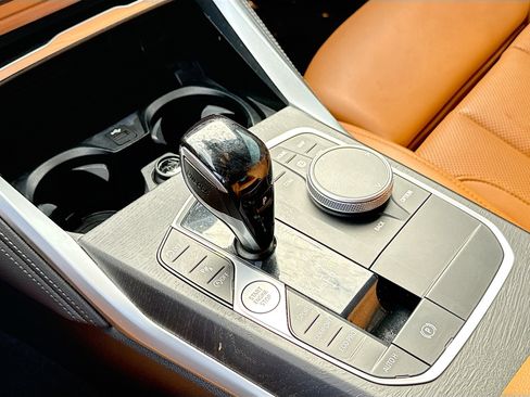 Used 2022 BMW 430i Coupe w/ M Sport Package image 28